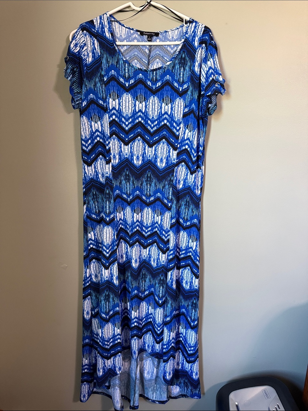 WOMAN’S RELATIVITY DRESS L